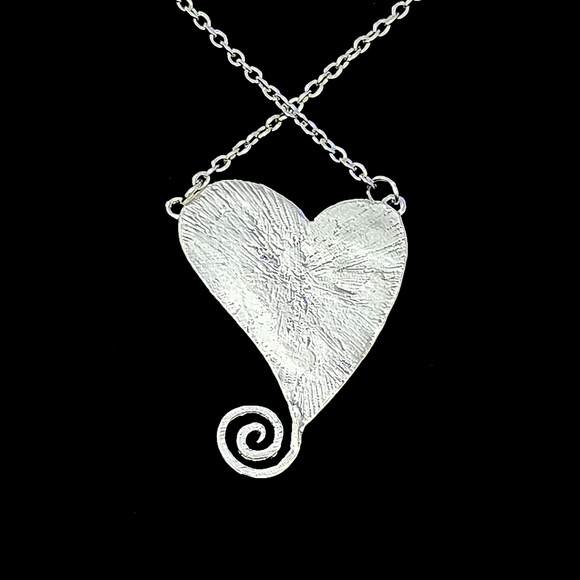 Creative Heart Shaped Necklace - Picture 2 of 2